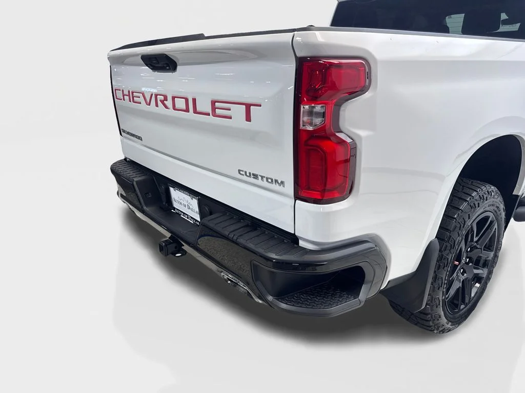 Used 2024 White Chevrolet Custom Trail Boss image 19