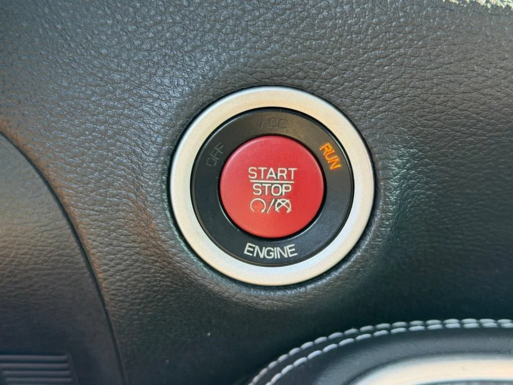 Used 2016 Red Dodge SRT Hellcat image 27