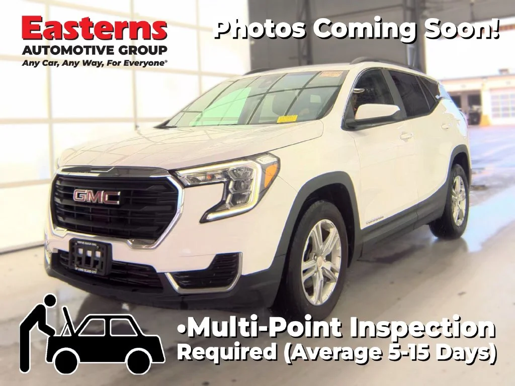 Used 2023 White GMC SLE image 1