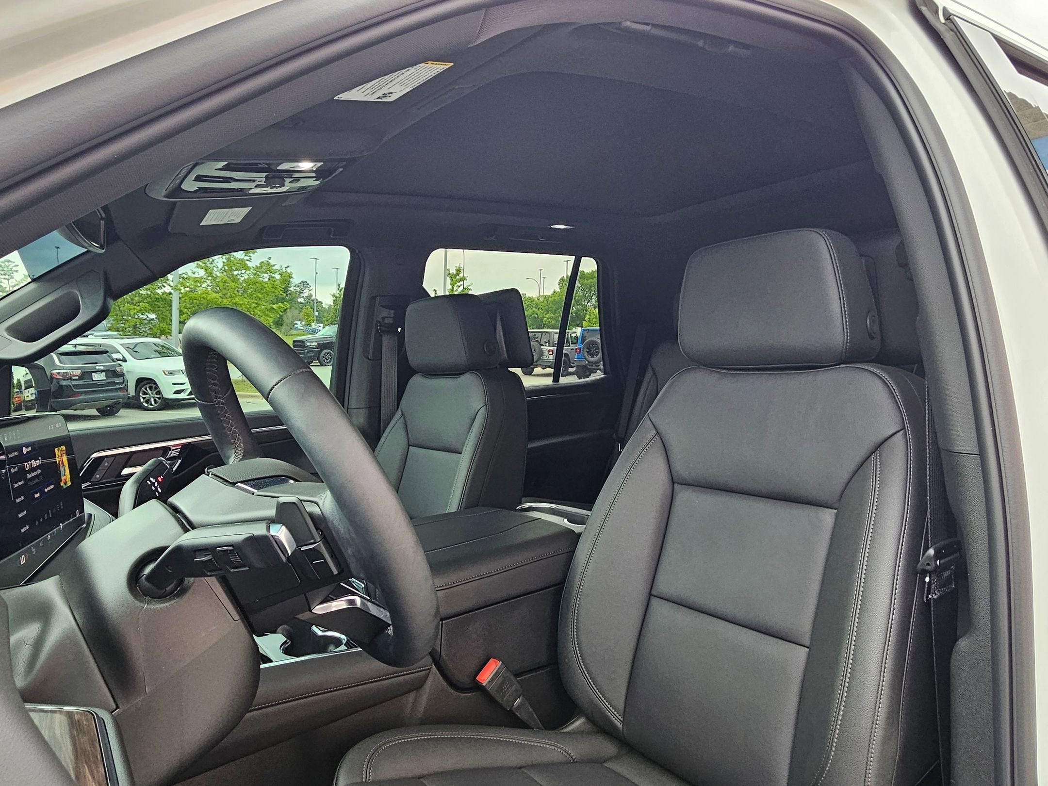 Used 2026 Summit White Chevrolet Z71 image 21