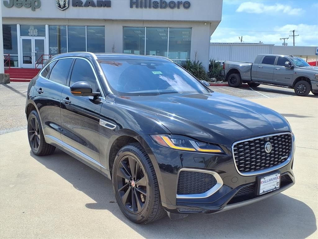 2021 Jaguar F-PACE P400 R-Dynamic S's photo