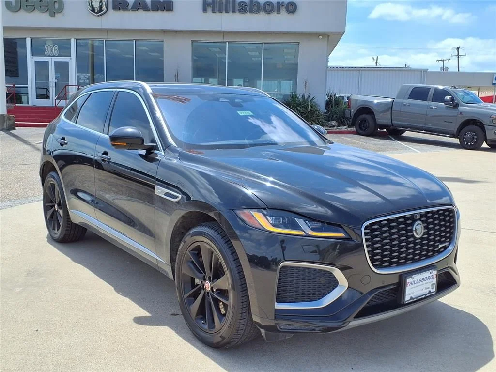 2021 Jaguar F-PACE P400 R-Dynamic S's photo