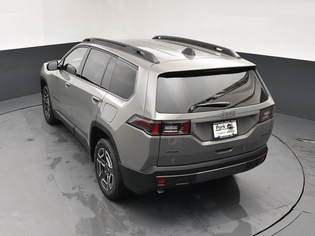 New 2026 Sting-Gray Clear-Coat Exterior Paint Jeep Laredo image 16