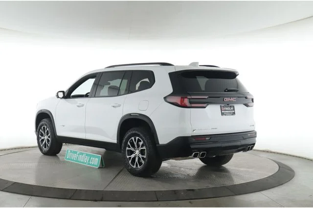 Used 2025 White GMC AT4 image 8