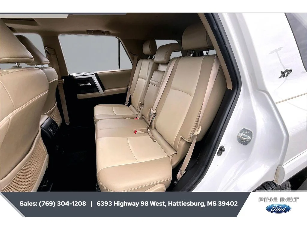 2020 Toyota 4Runner SR5 Premium - Photo 19