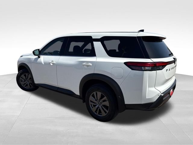 Used 2025 White Nissan S image 6