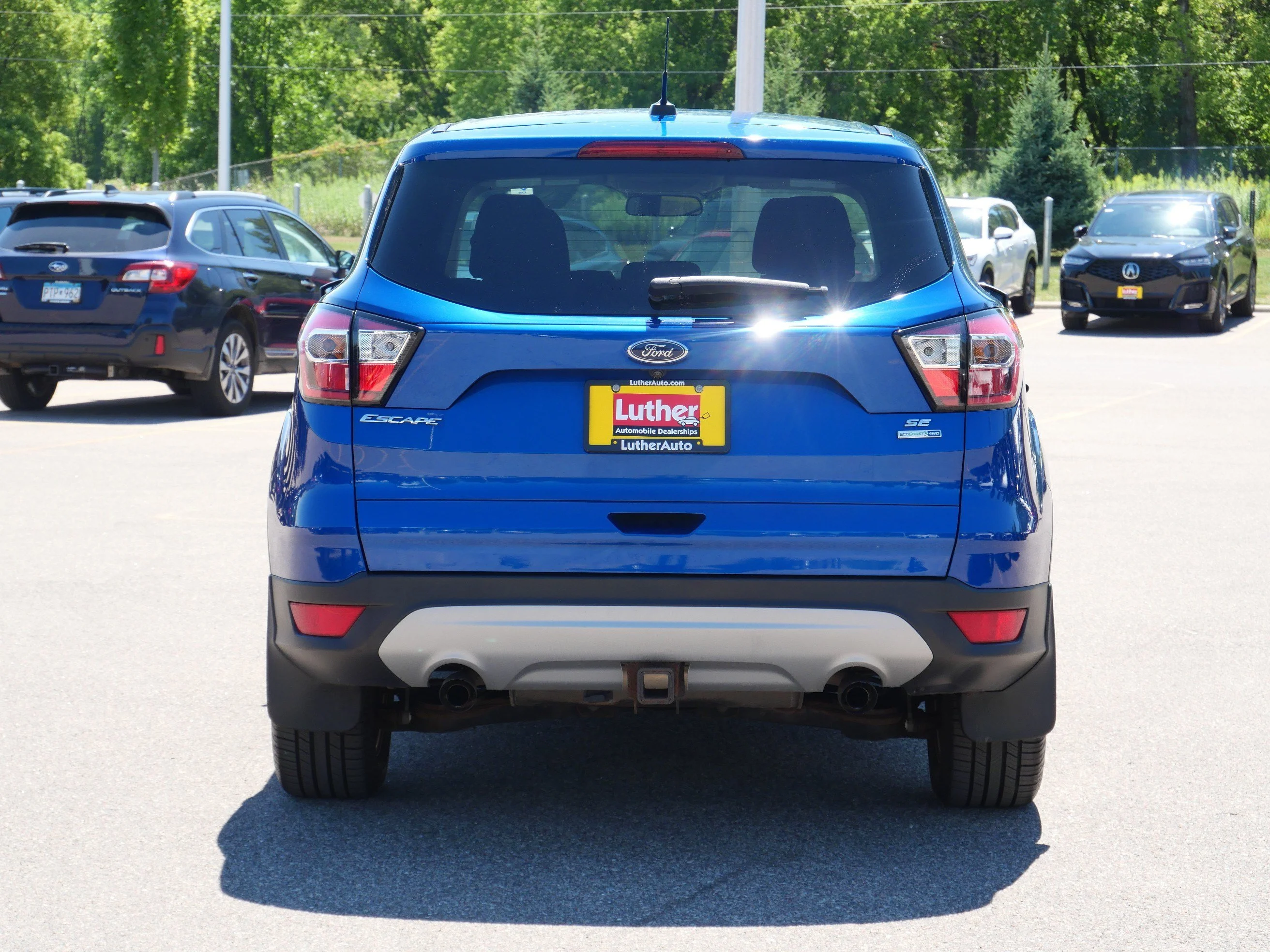 Used 2017 Lightning Blue Metallic Ford SE image 6