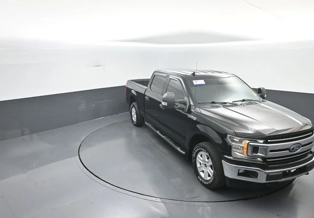Certified Used 2020 Black Ford XLT image 28