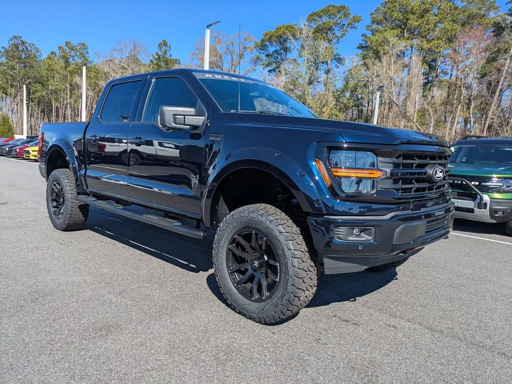 New 2026 Antimatter Blue Metallic Ford XLT image 2