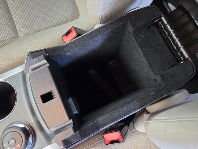 Used 2013 White Ford XLT image 33