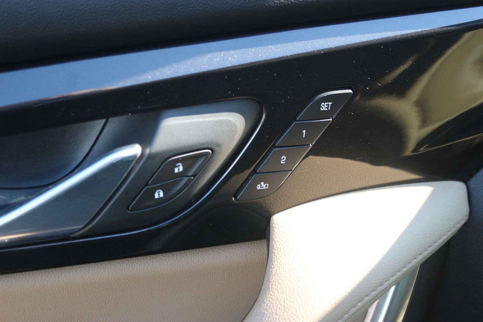 Used 2020 BLACK Chevrolet Premier image 15