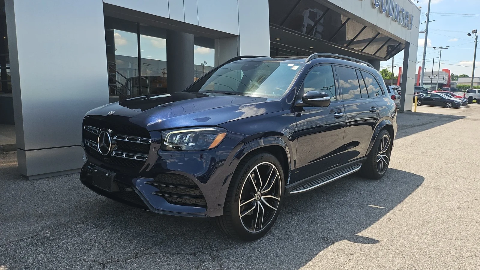 Used 2021 Blue Mercedes-Benz GLS 580 image 8