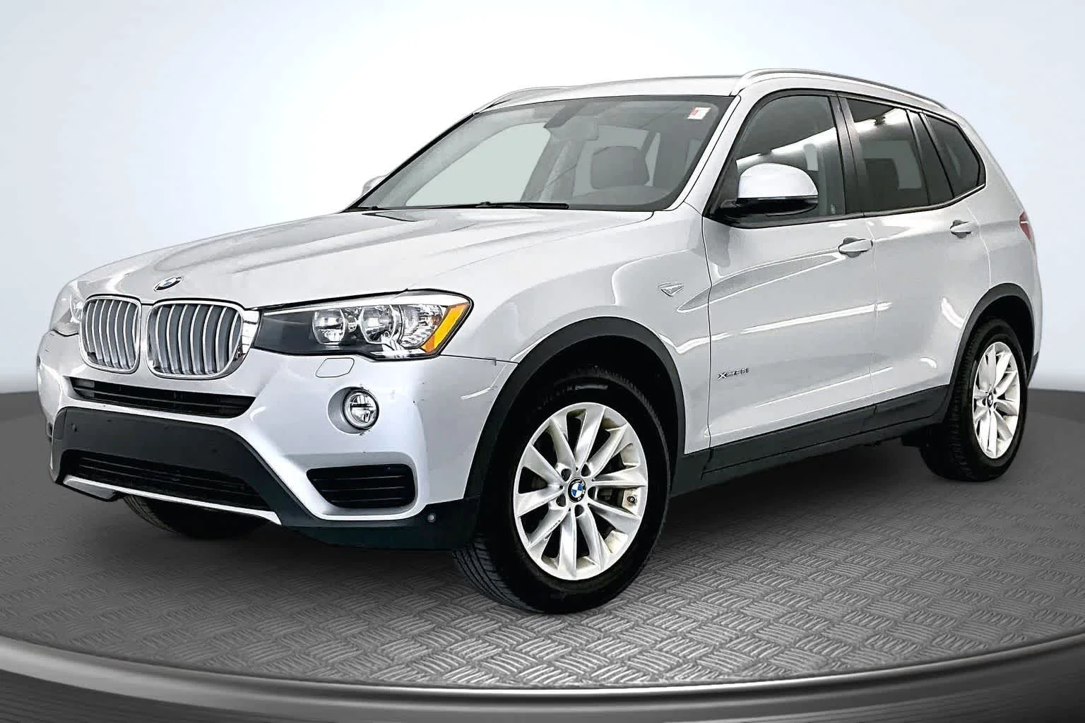 2017 BMW X3 xDrive28i's photo