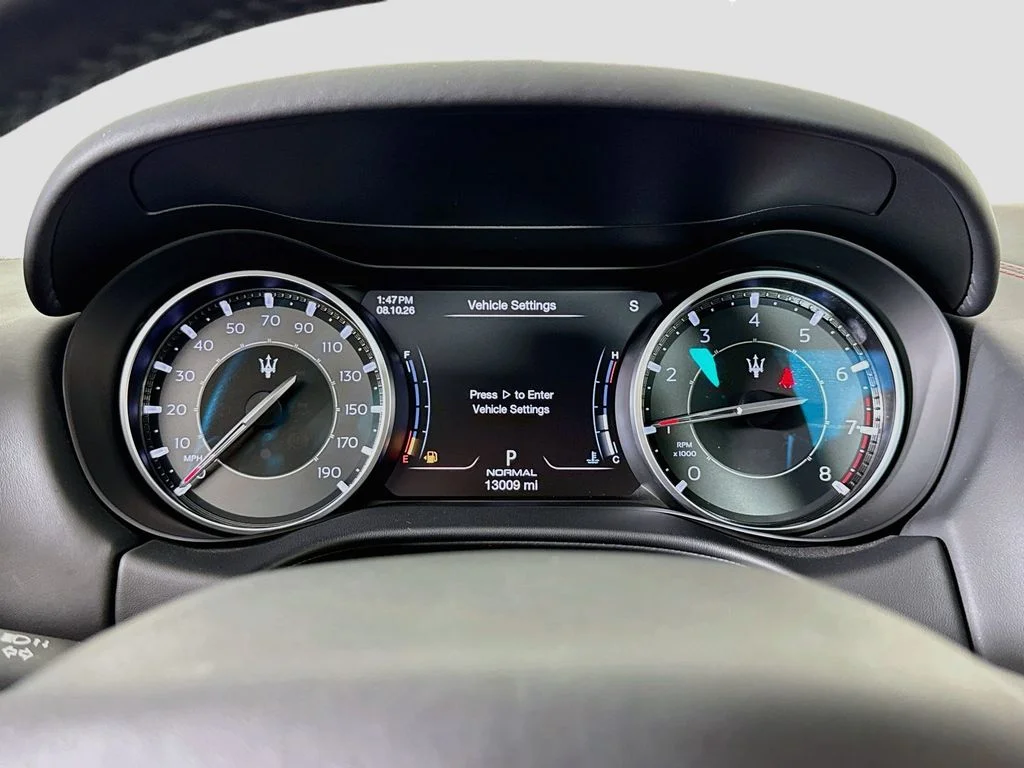 Used 2024 Bianco Maserati Modena image 11