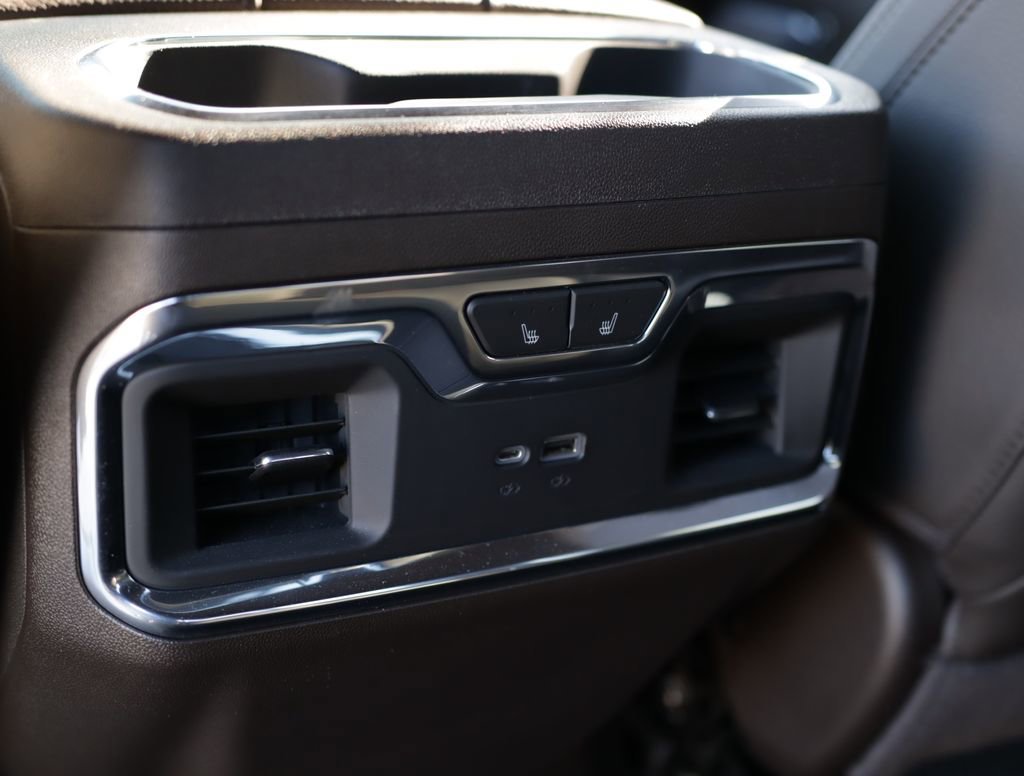 Used 2023 White Frost Tricoat GMC Denali image 29