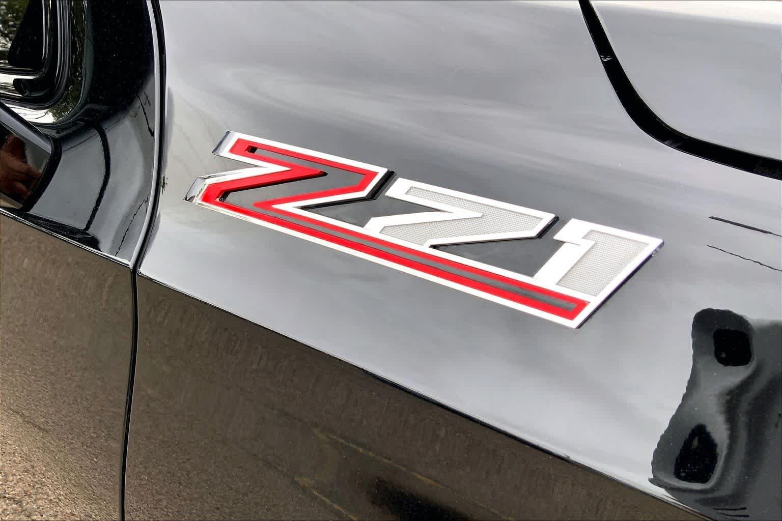 Used 2024 Black Chevrolet Z71 image 10
