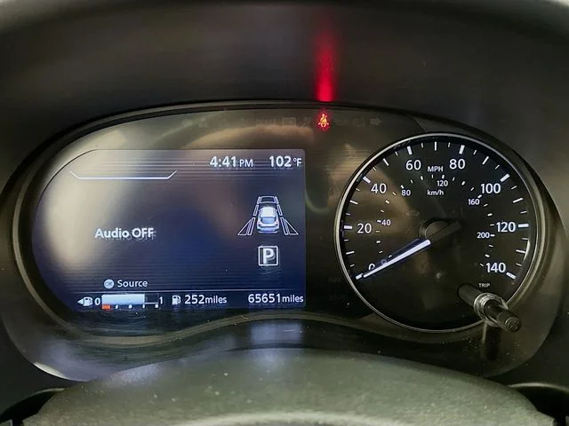Certified Pre-Owned 2021 Nissan Kicks SR