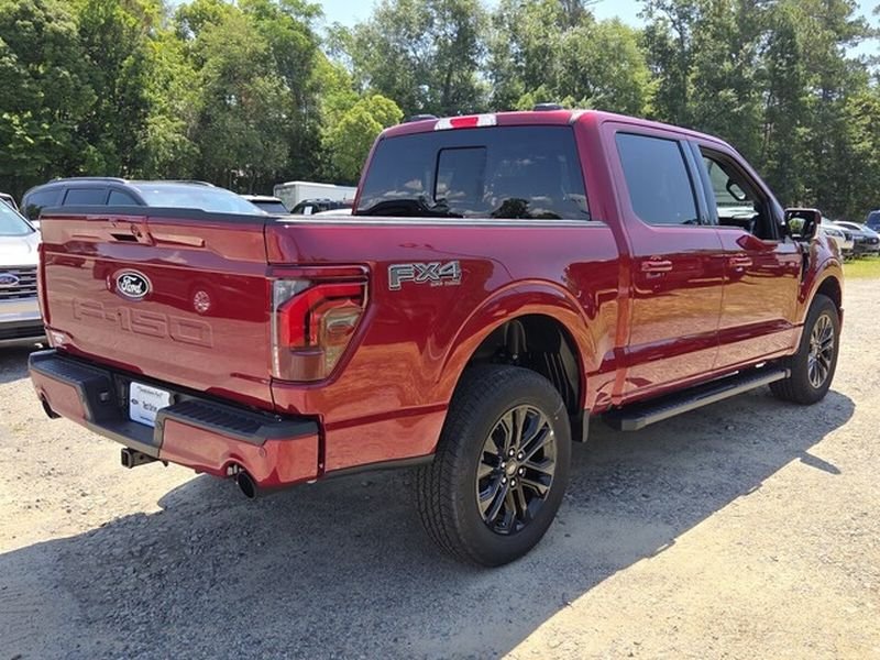 New 2026 Ruby Red Metallic Tinted Clearcoat Ford Lariat® image 12