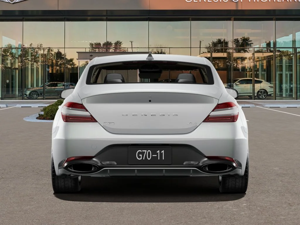 2025 GENESIS G70 Standard - Photo 7