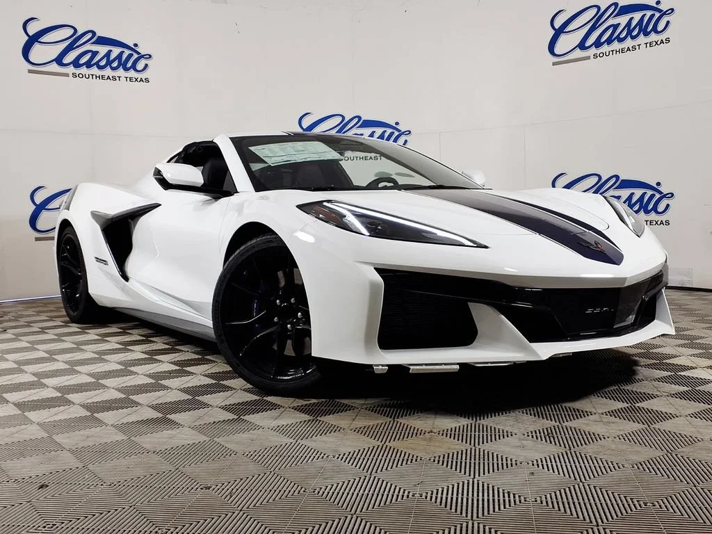 2027 Chevrolet Corvette 2LT