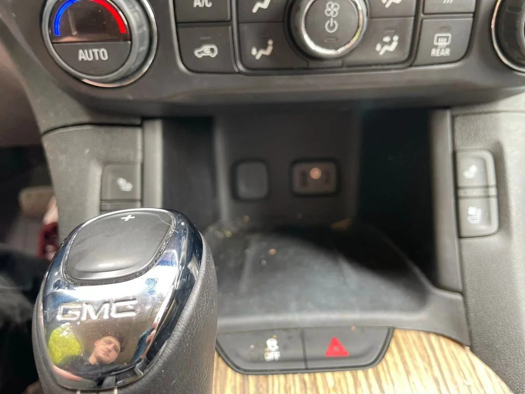 Used 2019 Summit White GMC Denali image 13