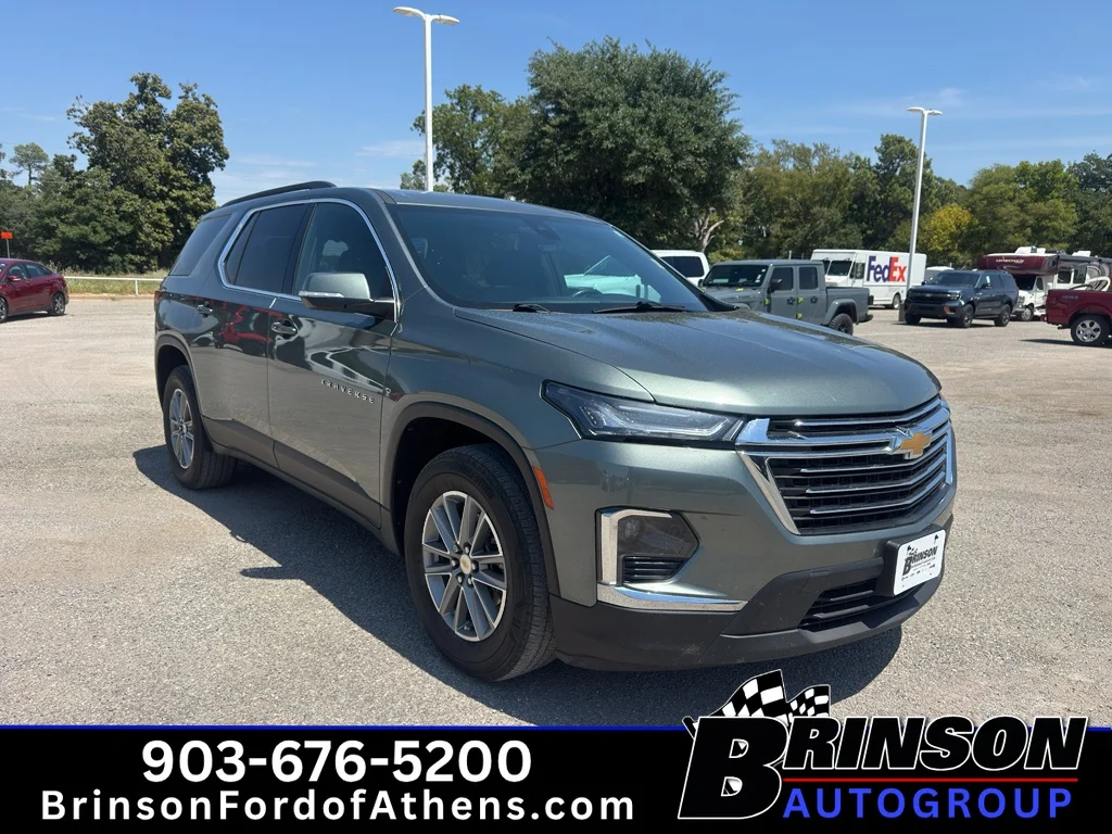 Used 2022 Silver Sage Metallic Chevrolet LT Cloth image 3