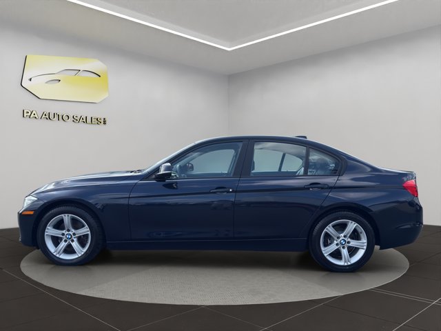 Used 2013 Blue BMW 328i xDrive image 4