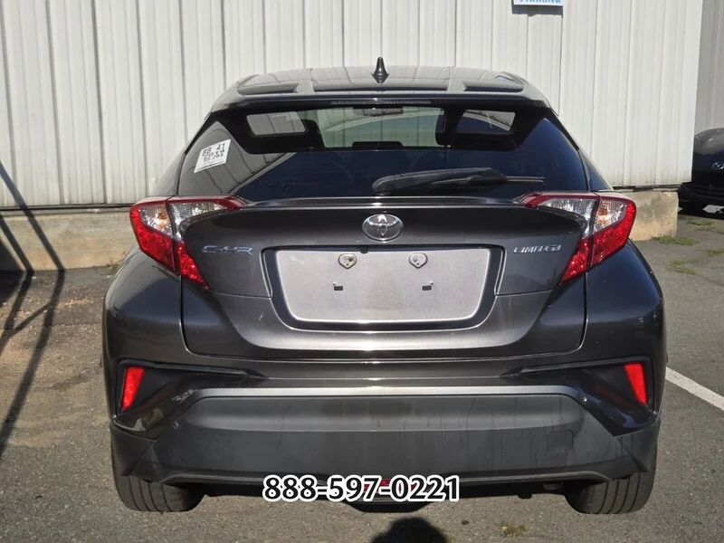 Used 2019 Magnetic Gray Metallic TOYOTA LIMITED image 3