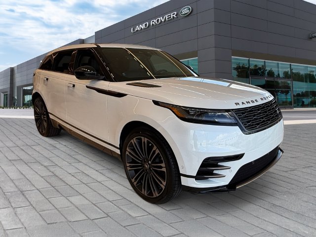 New 2026 Ostuni Pearl White Land Rover Autobiography image 7