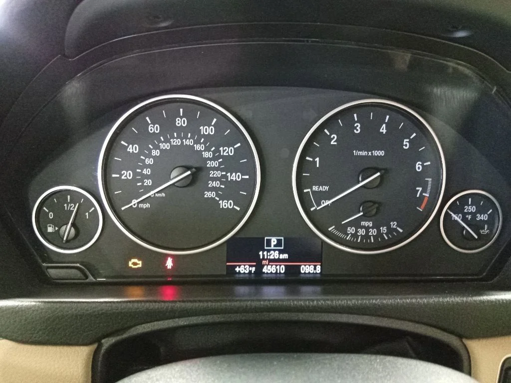 Used 2015 Jet Black BMW 328i xDrive image 11