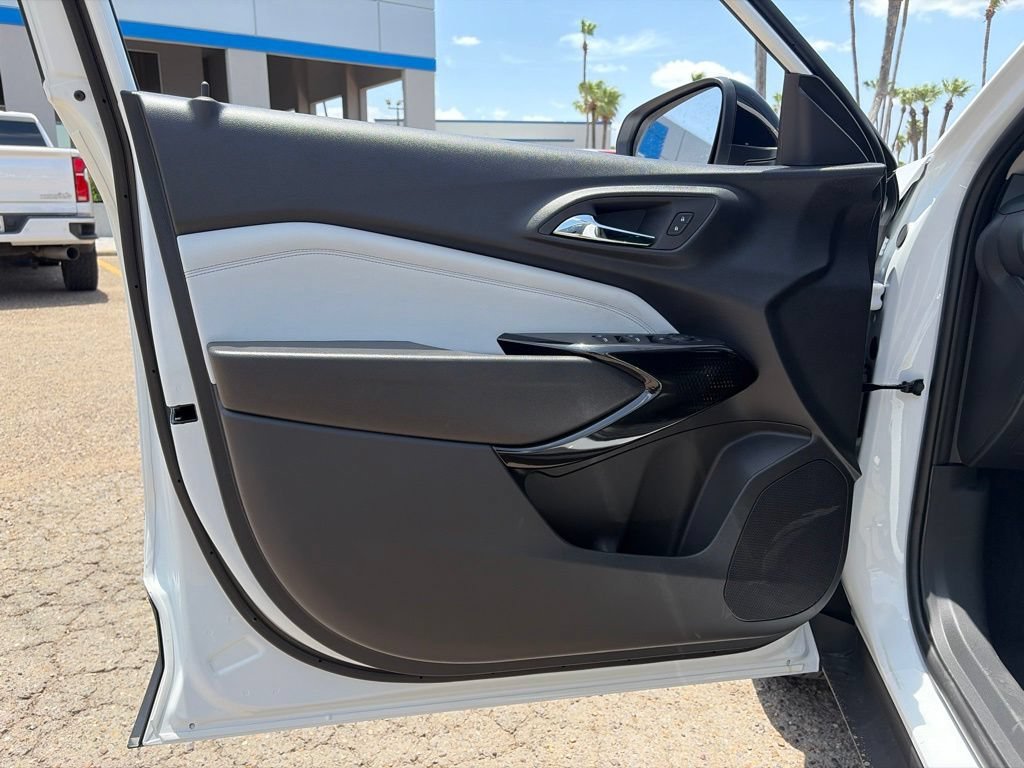 New 2026 Summit White Chevrolet LT image 13