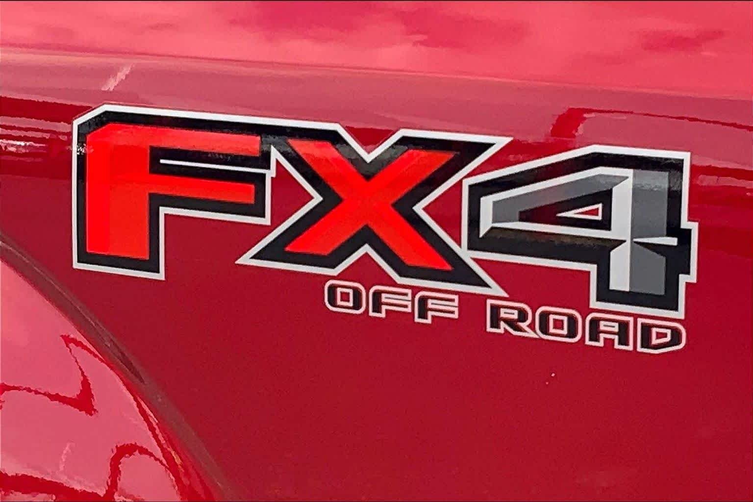 Used 2016 Ruby Red Metallic Clear Coat/Caribou Metallic Ford King Ranch image 10
