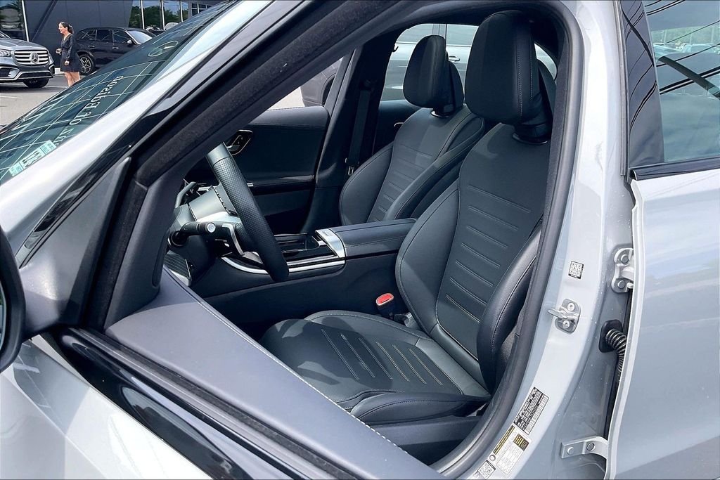 2026 Mercedes-Benz C-Class Sedan C 300 - Photo 17