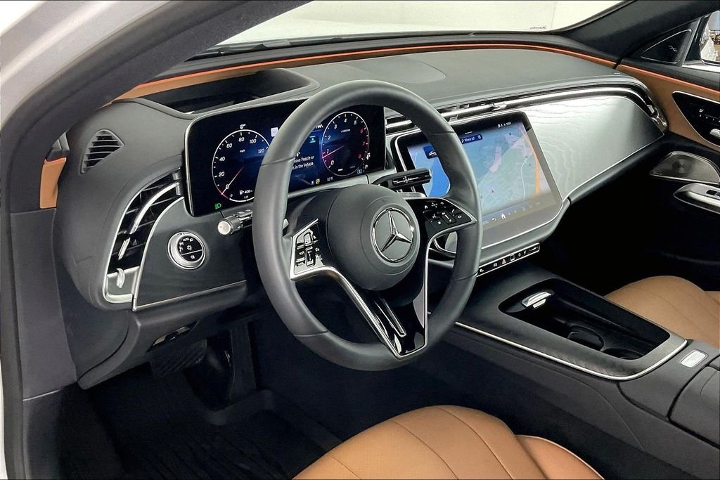 2026 Mercedes-Benz E-Class E450 - Photo 11
