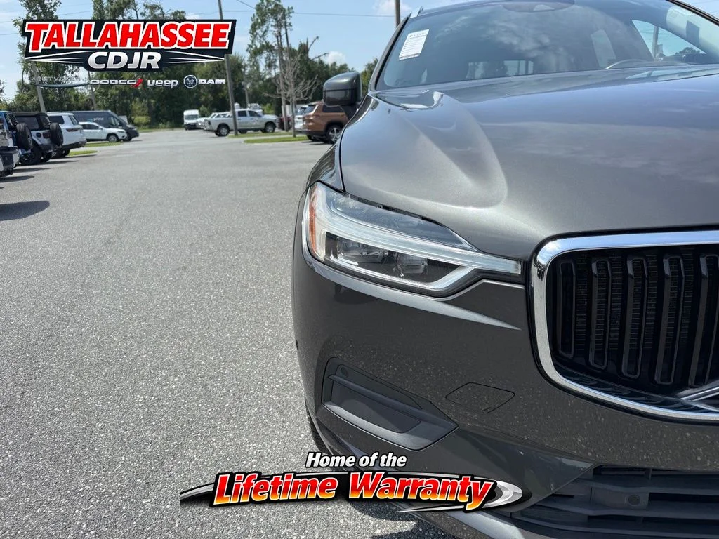 Used 2018 Gray Metallic Volvo T5 Momentum image 12