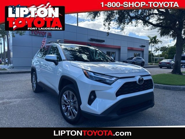 2025 Toyota RAV4 XLE Premium