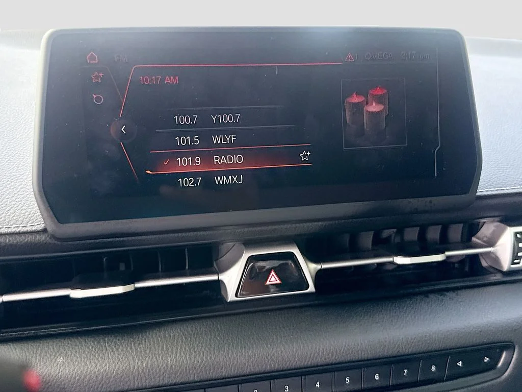 Used 2022 Gray Toyota 3.0 image 16