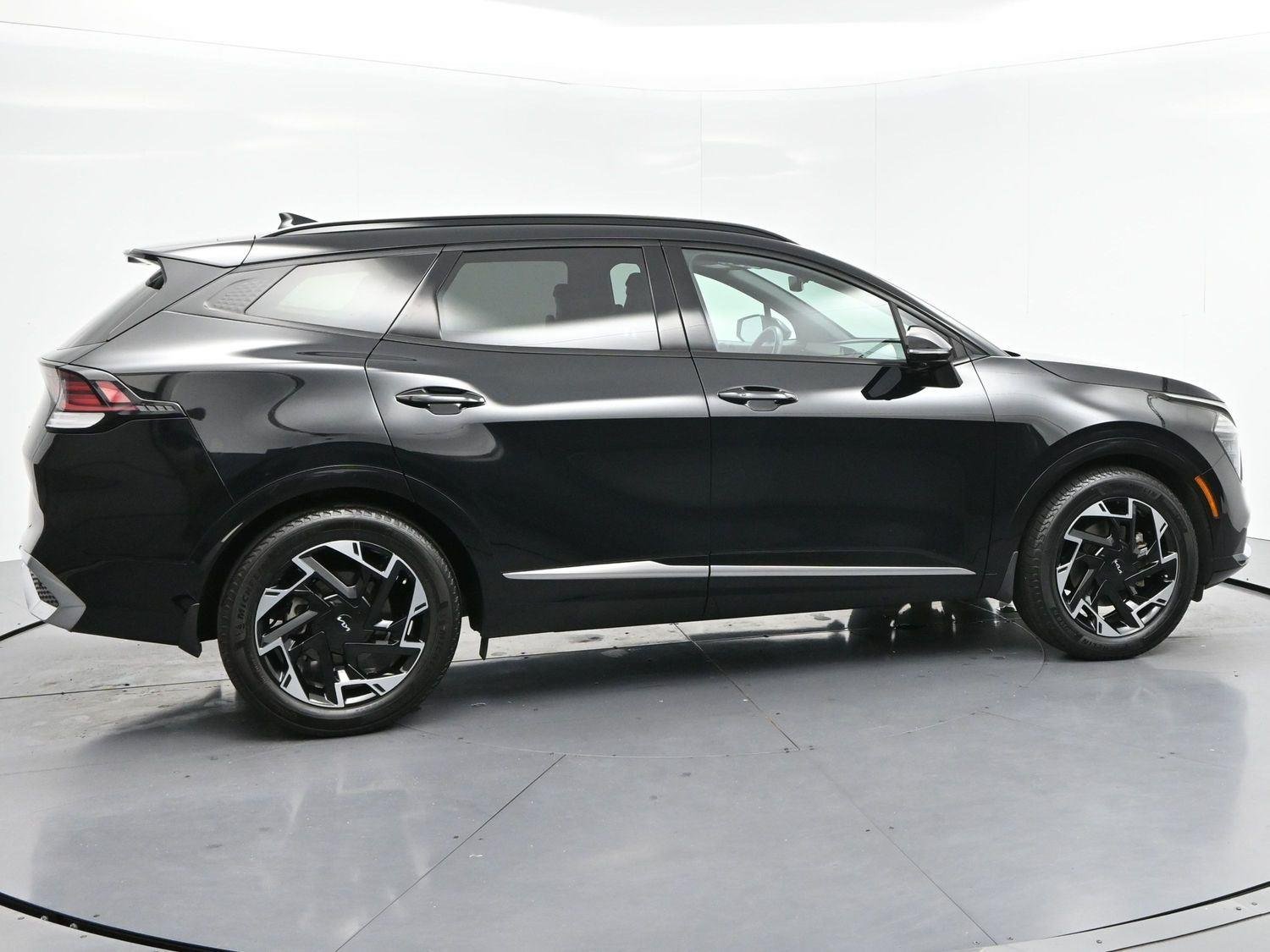 Used 2024 Ebony Black Kia SX-Prestige image 8