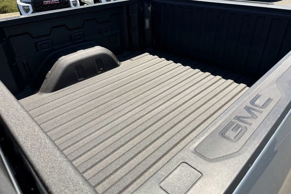 New 2026 Sterling Metallic GMC SLE image 28