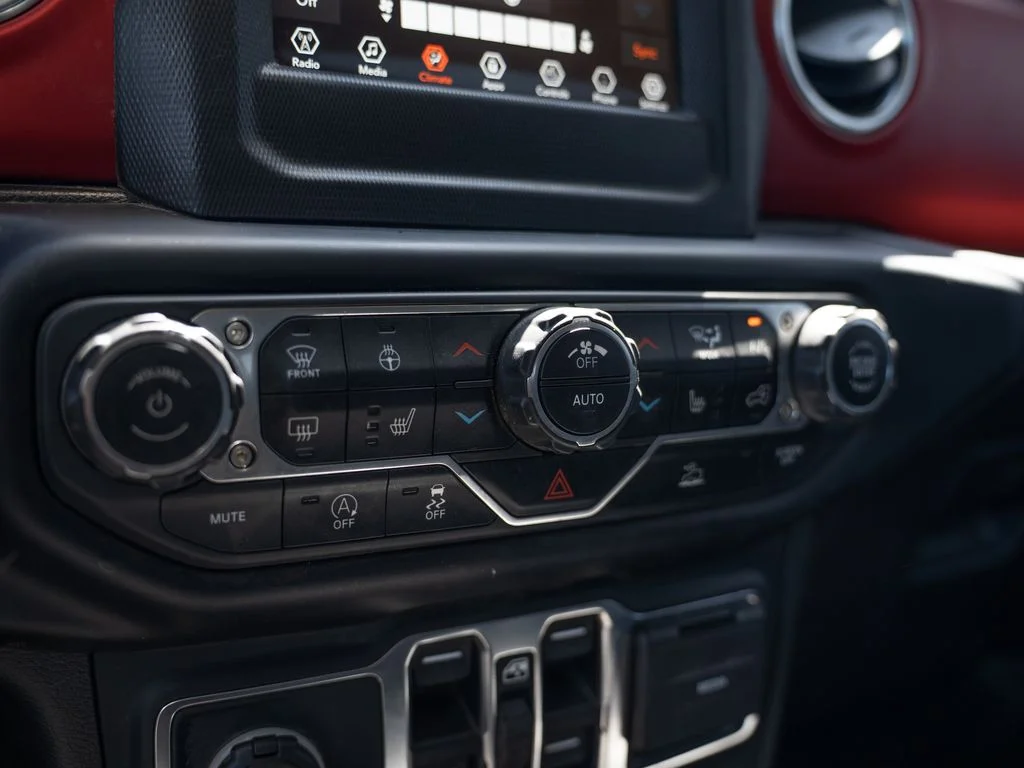 Used 2021 Gray Jeep Unlimited Rubicon image 26