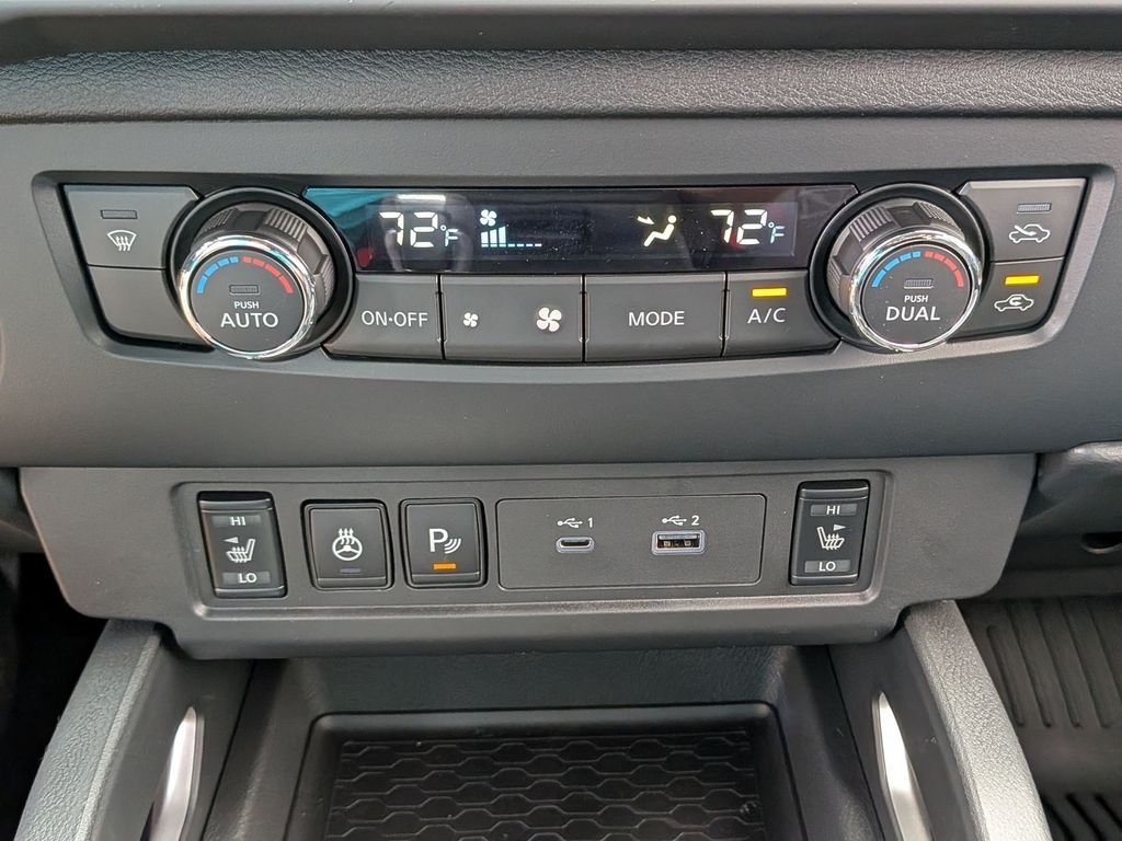 New 2026 Glacier White Nissan Crew Cab SV image 19