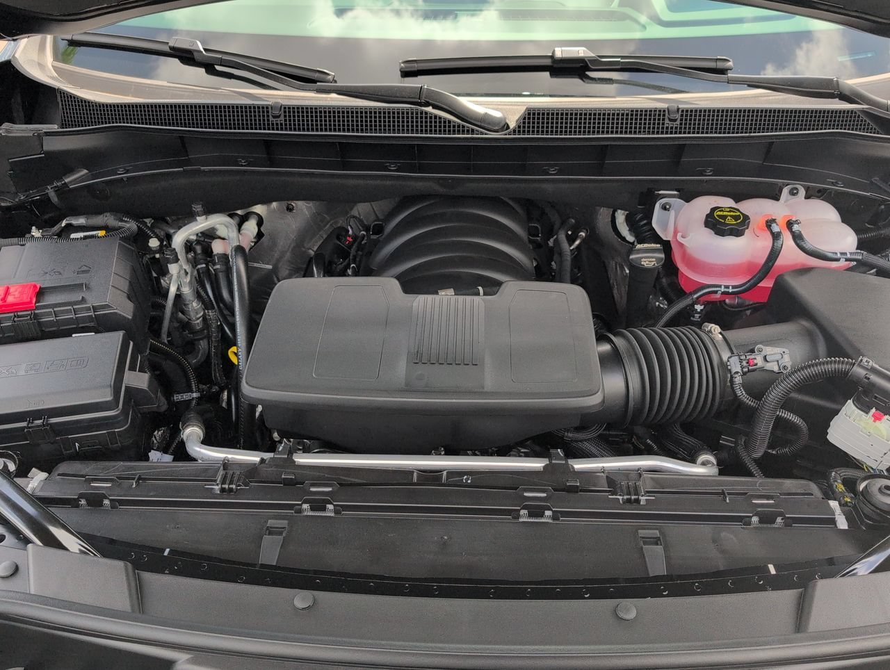 2026 Chevrolet Suburban High Country - Photo 29