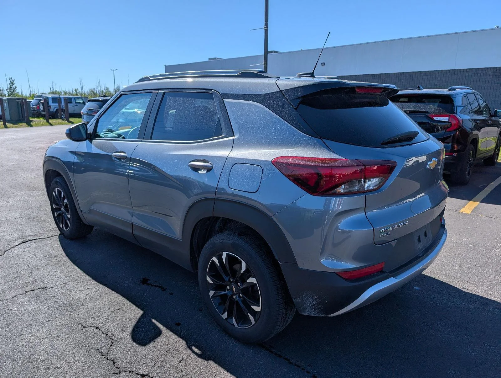 Used 2022 Satin Steel Metallic Chevrolet LT image 6