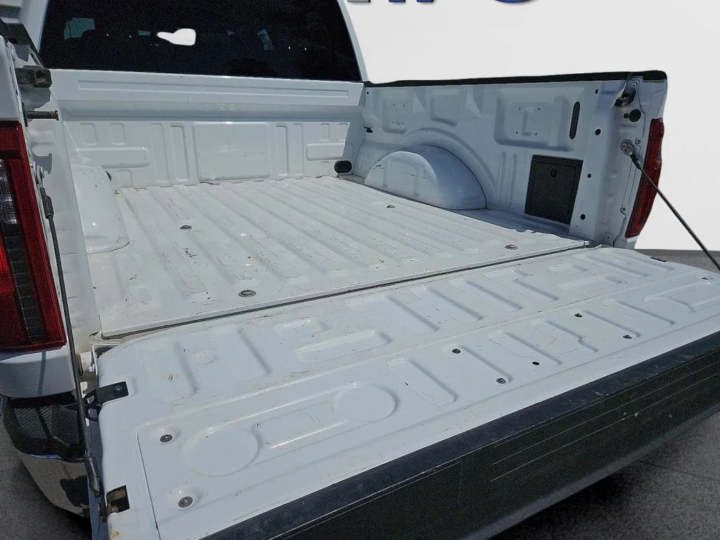 Used 2025  Ford XLT image 7