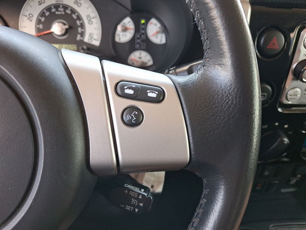 Used 2014 Black Toyota Base image 21