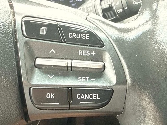 Used 2019 White Hyundai SEL image 20