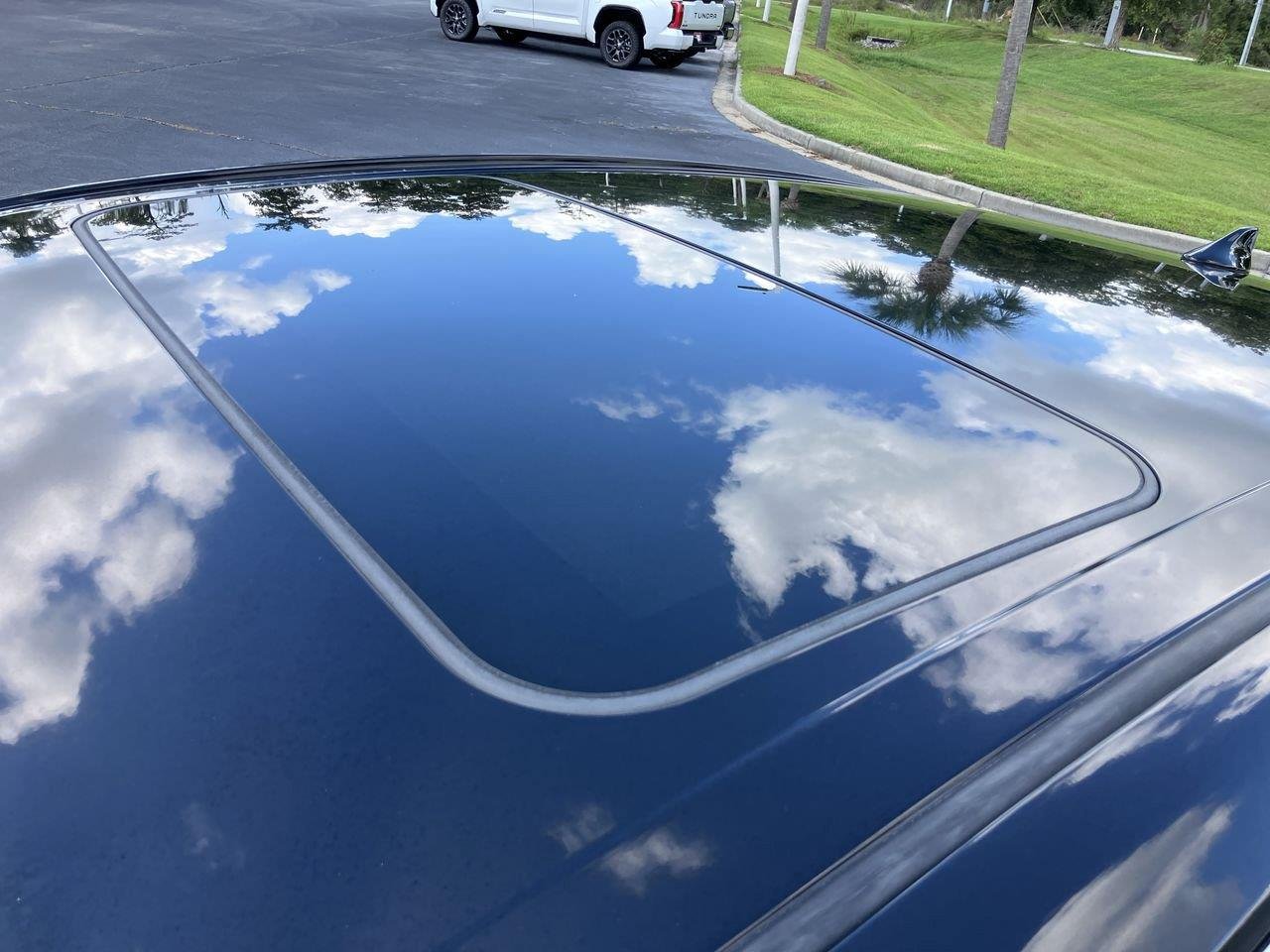 Used 2019 Black (Midnight Black Metallic) Toyota SE image 10