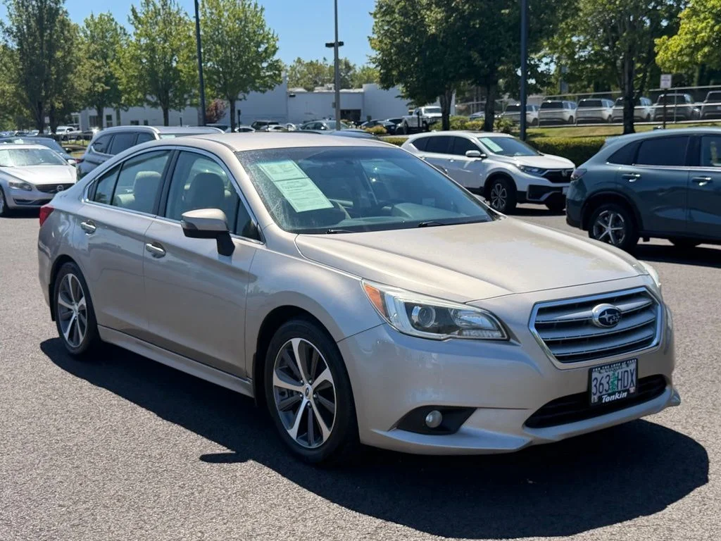 Used 2015 Tungsten Metallic Subaru 2.5i image 2