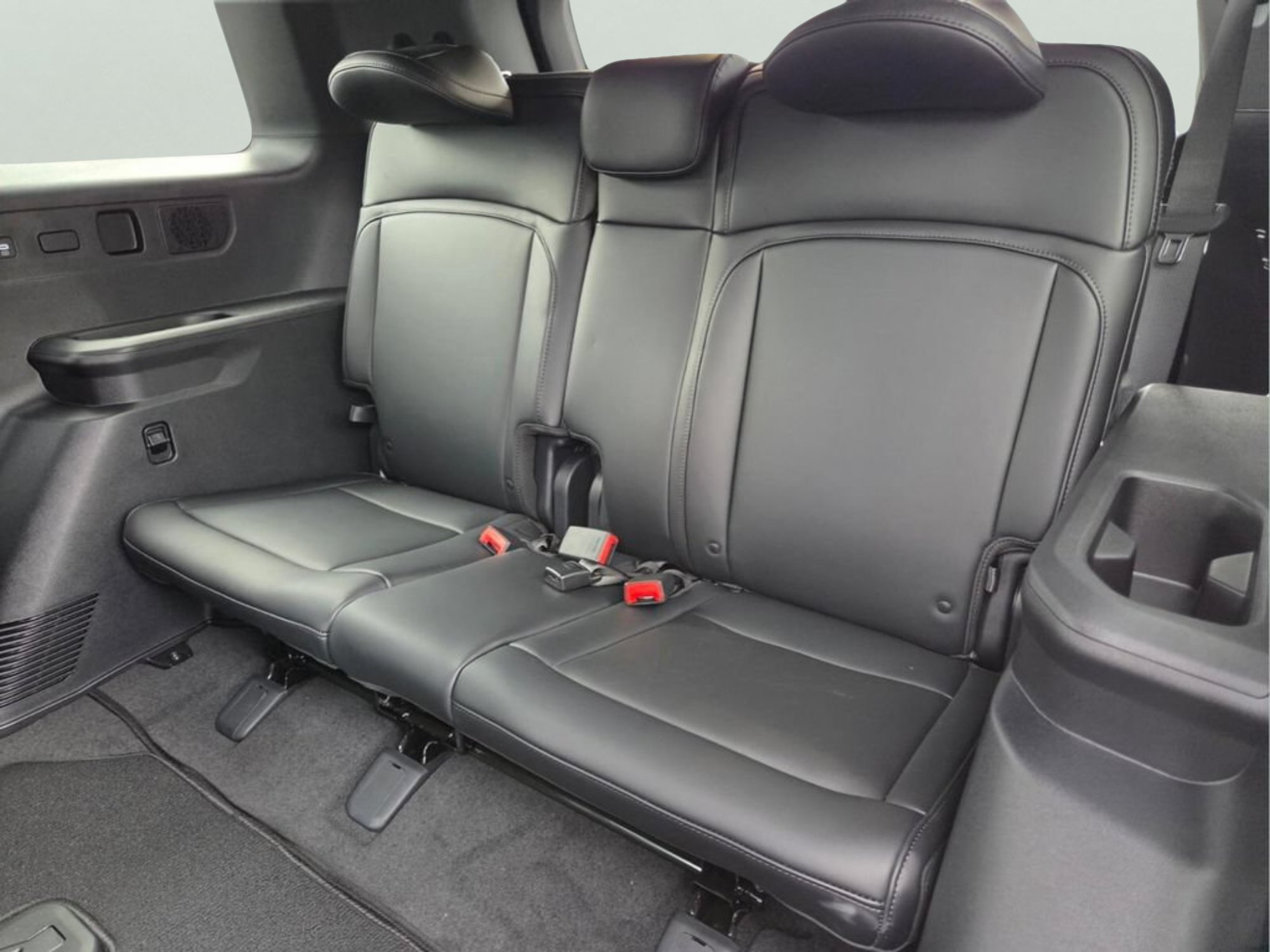 New 2027 Glacial White Pearl Kia SX image 12