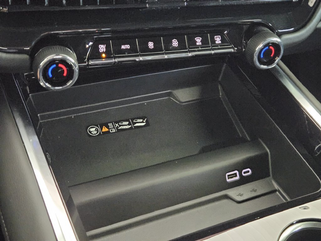 Certified Used 2025 Black Chevrolet High Country image 20